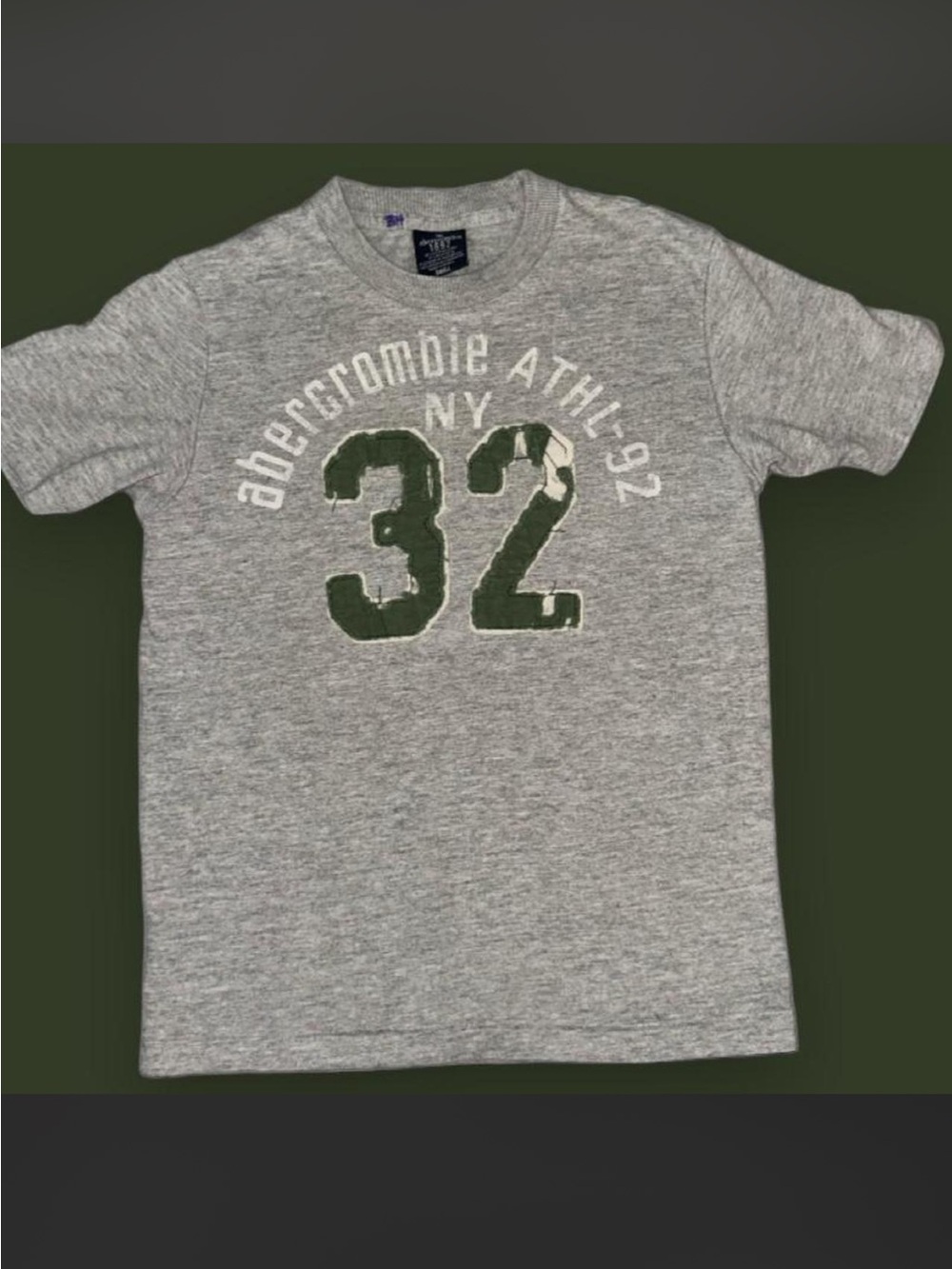 Abercrombie & Fitch Gray Short Sleeve Tee with Green '32' Graphic